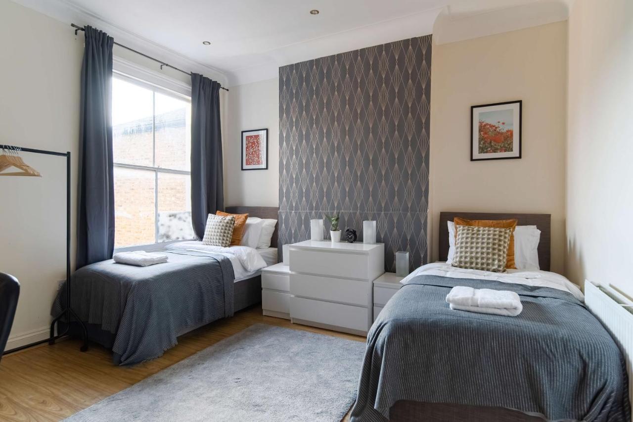 Two Bedroom Apartment In Tooting London Exterior photo